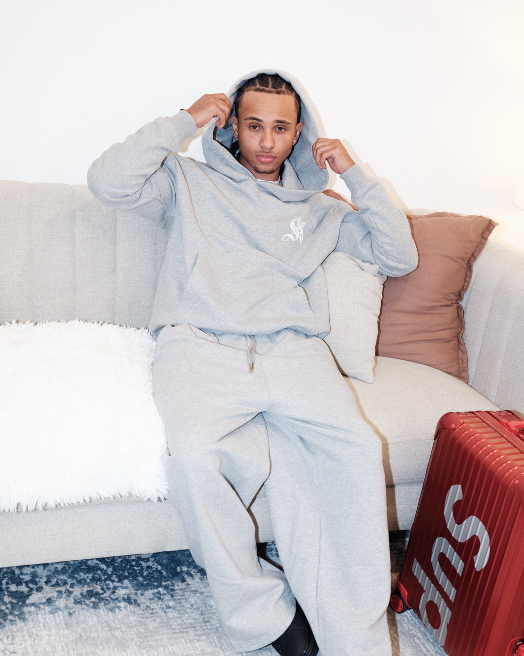SAINTSVILLE HOODIE - ASH VILLE
